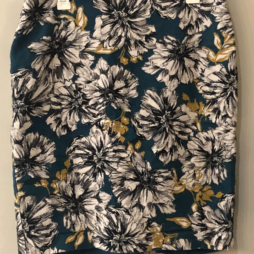 Ann Taylor Loft Dahlia Floral Pencil Skirt